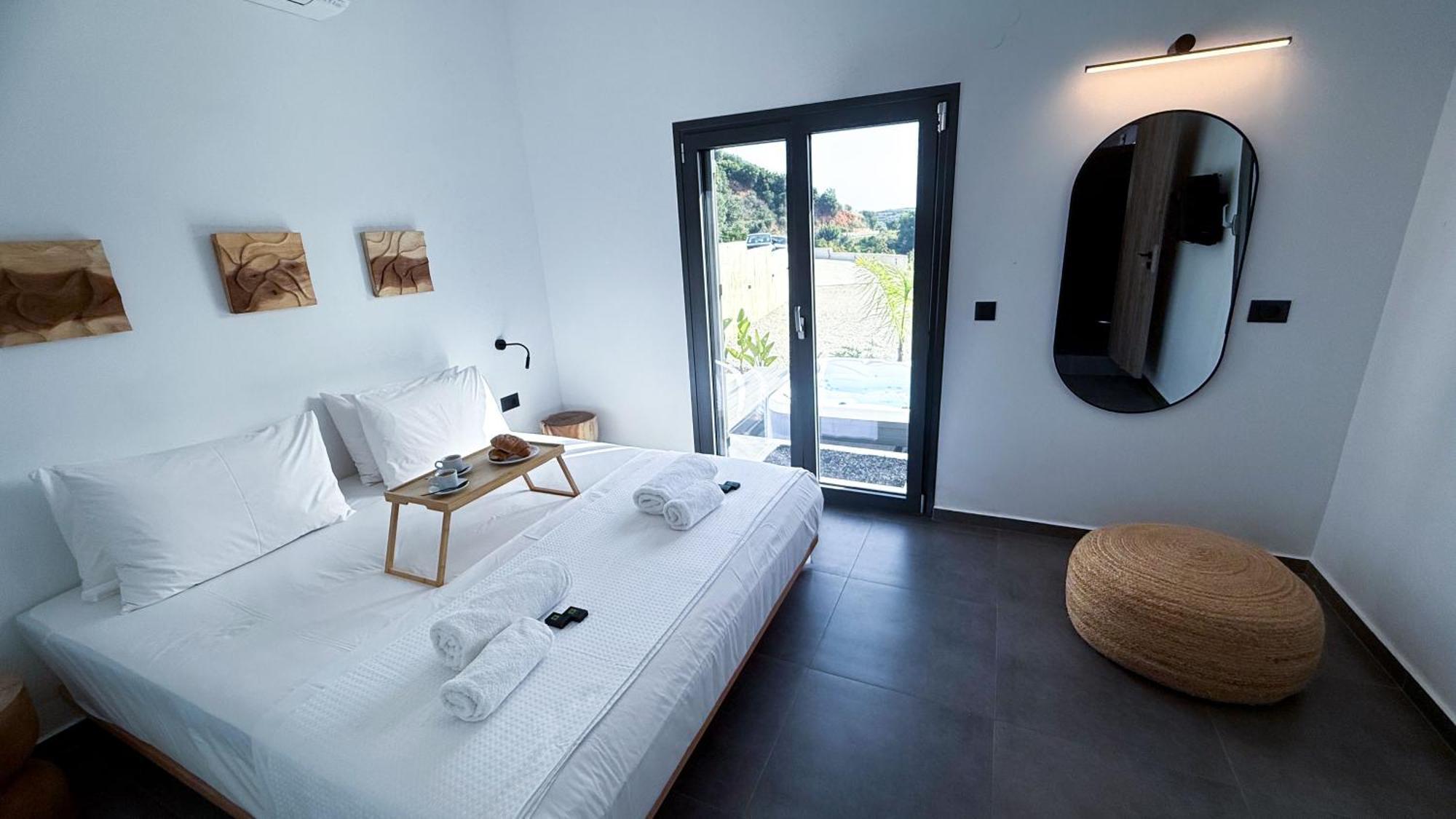 Ek Ornelakis, Luxury Country House With Jacuzzi Chania  Exterior photo